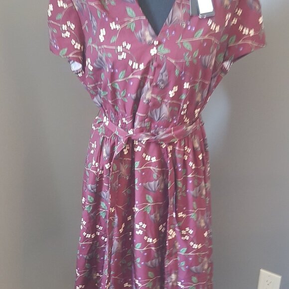 Dangerfield Fruit Bat Dress AU size 14. Burgundy. - Picture 1 of 4